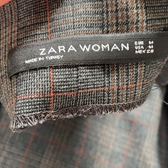 Zara Pencil Skirt - Picture 5 of 5